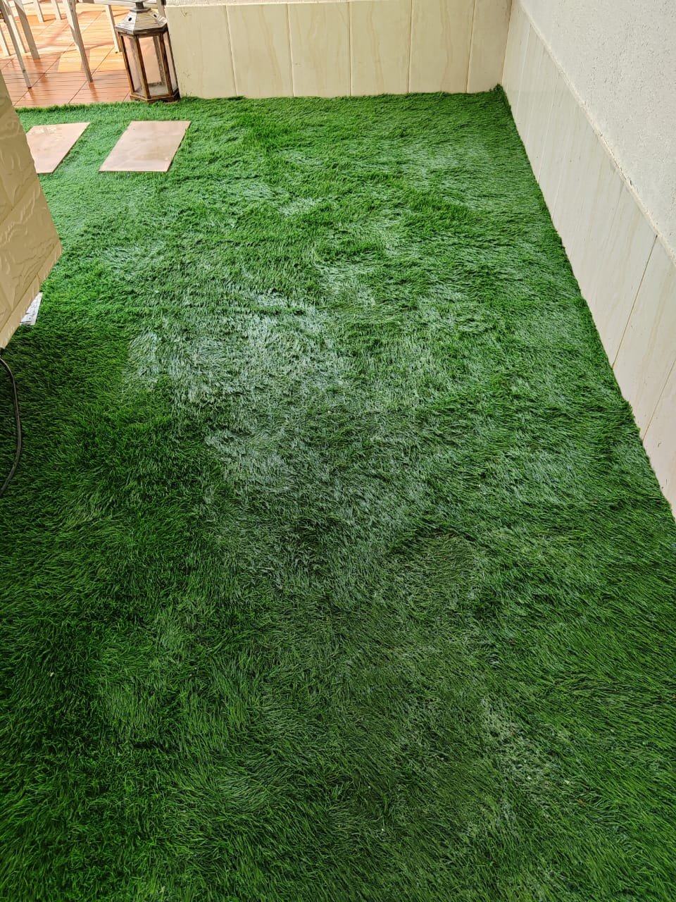 Artificial grass cleaning after cleaning