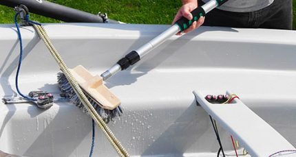 Cleaning Yacht